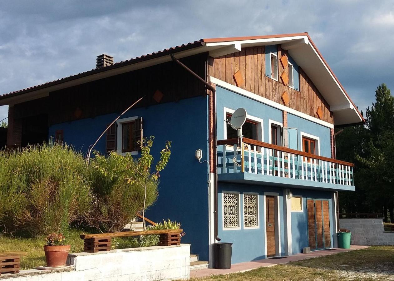 Chalet Ricciano Foligno Eksteriør billede